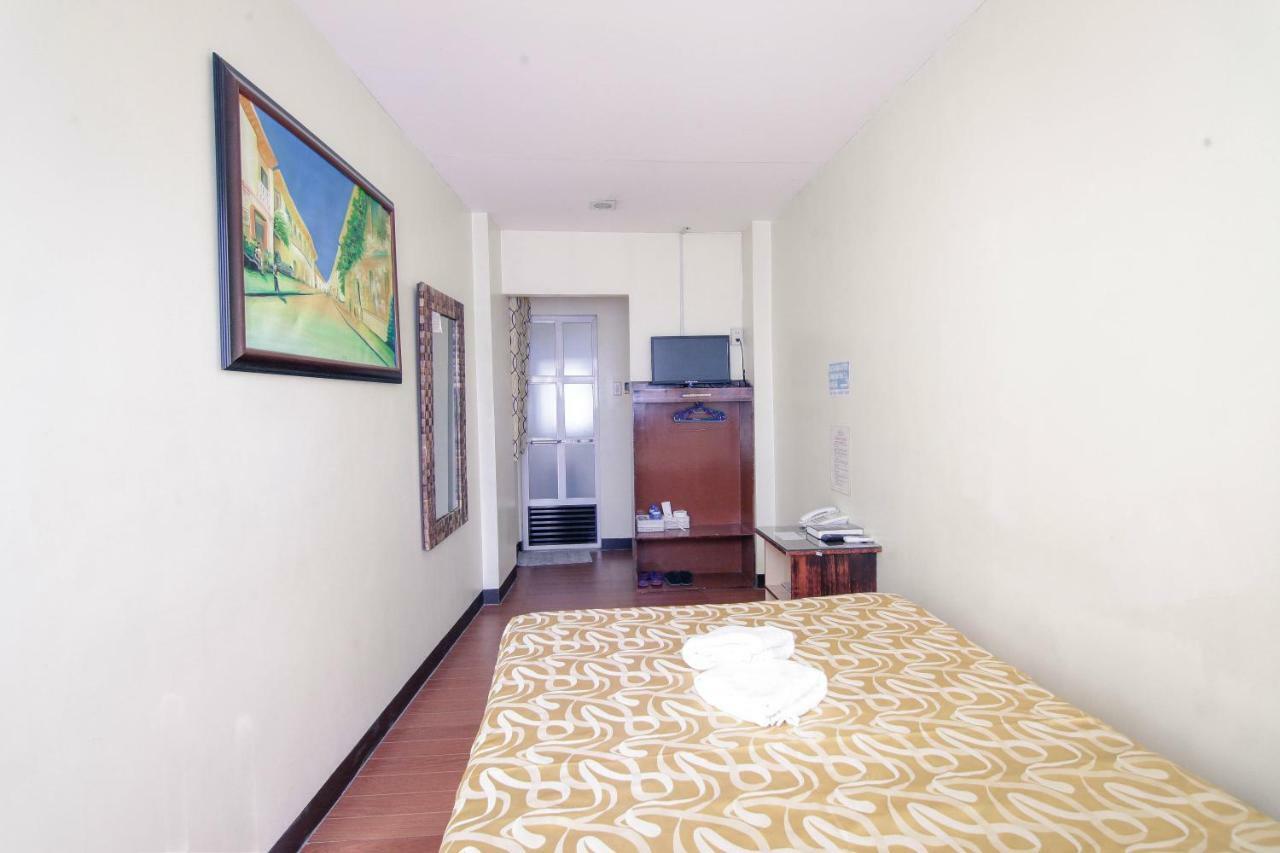 Fj Manila Hotel Daraga  Eksteriør billede